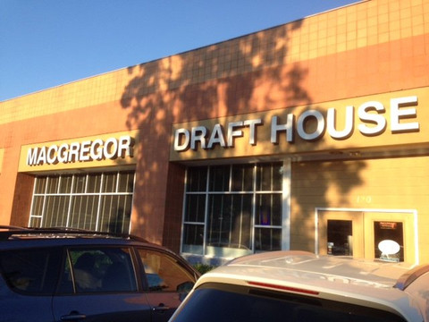MacGregor Draft House