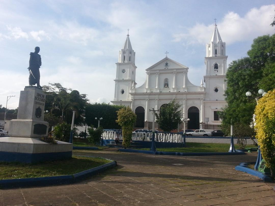 Basilica de Nuestra Senora de la Consolacion景点图片