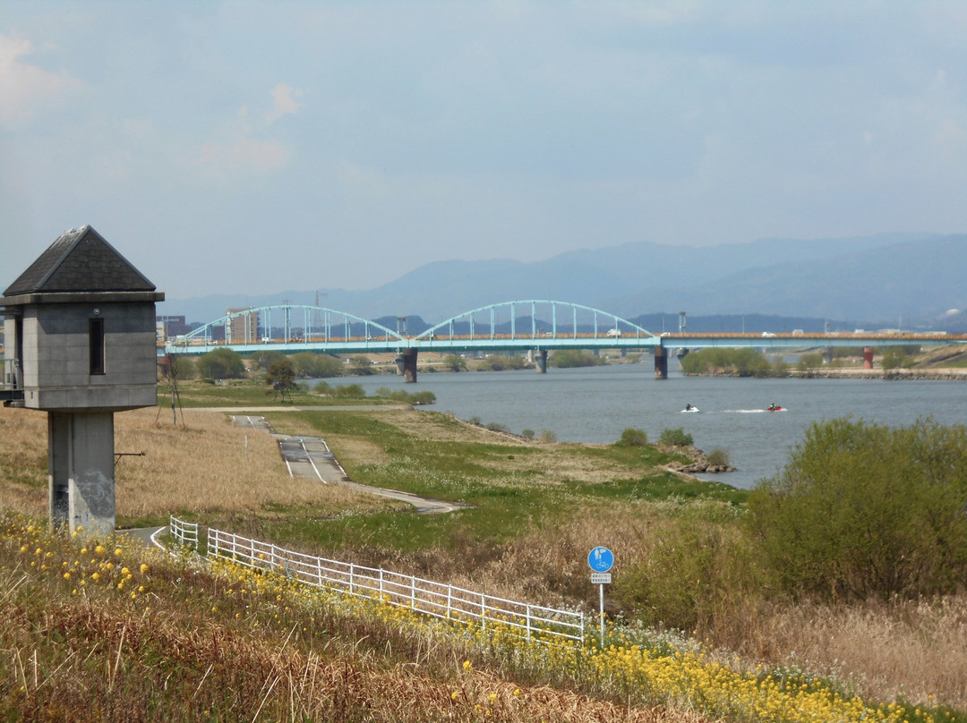 Chiko River Cycling Road景点图片