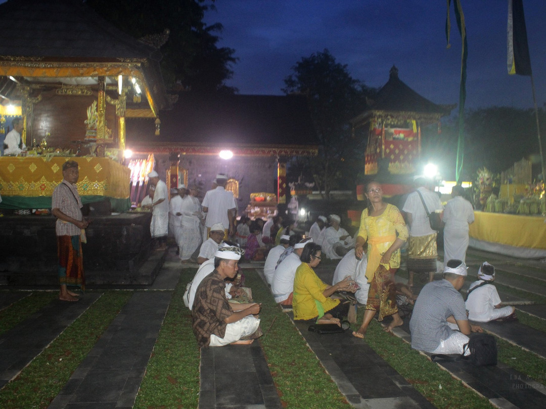Pura Parahyangan Jagat Guru-塞尔彭必去景点