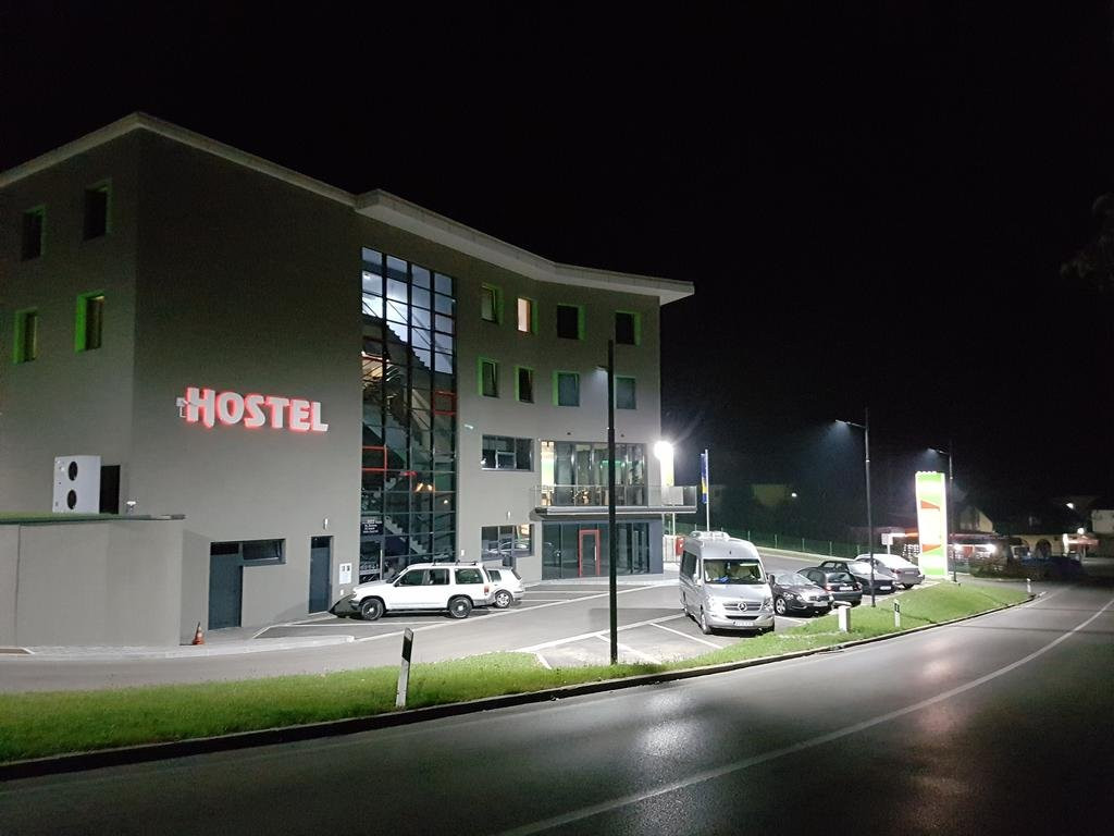 Rez Hostel Cazin