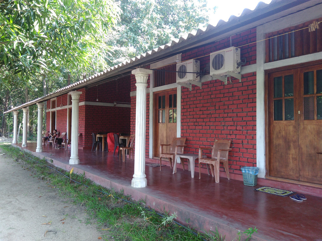 波隆纳鲁沃莱斯特住宿加早餐旅馆