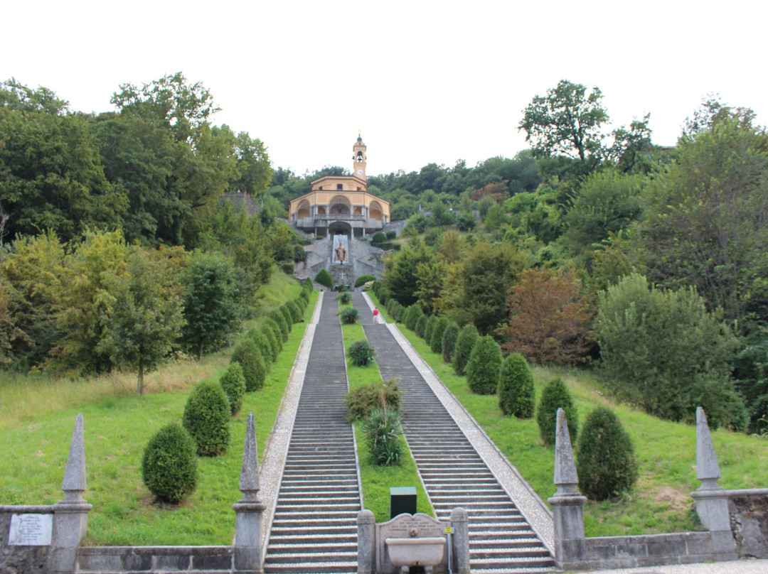 Santuario della Madonna del Bosco景点图片