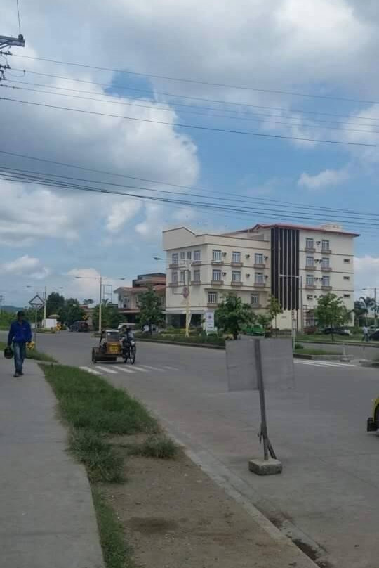 Robinsons Place Roxas-罗哈斯城必去景点