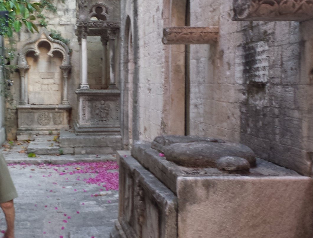 比谢列旅游景点-Chiesa di Santa Margherita