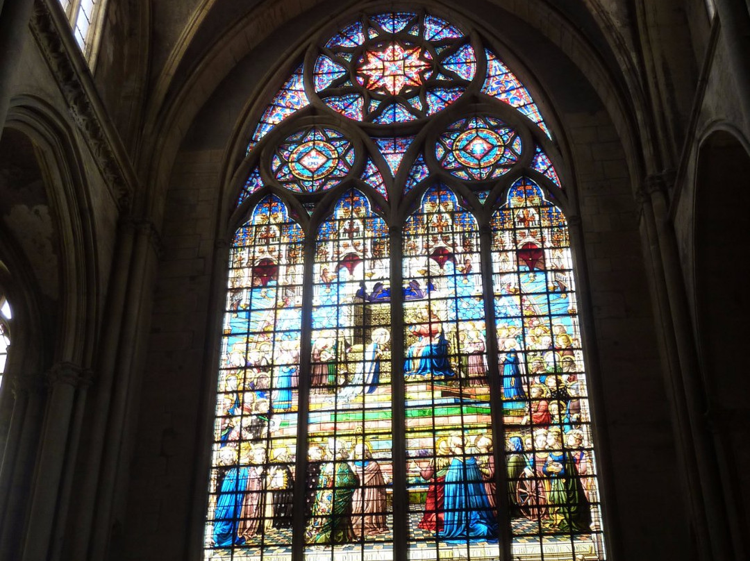 Basilique Saint-Vincent-梅斯必去景点