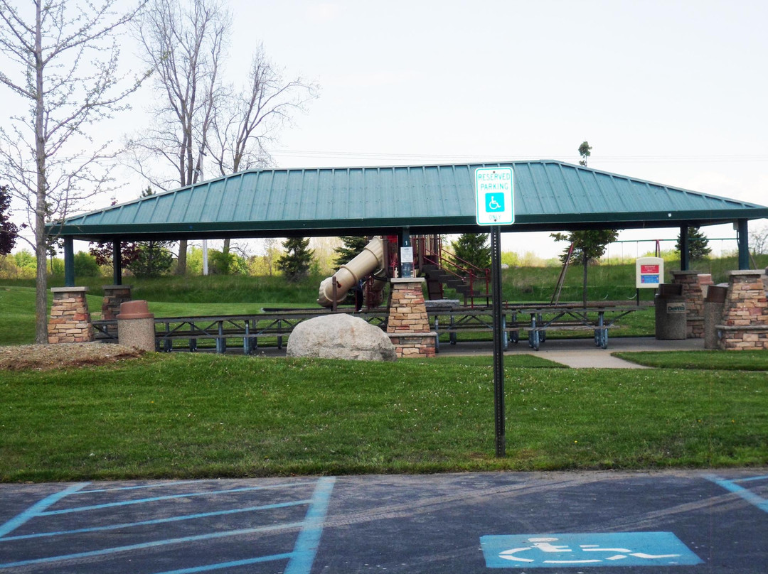 Granger Meadows Park景点图片