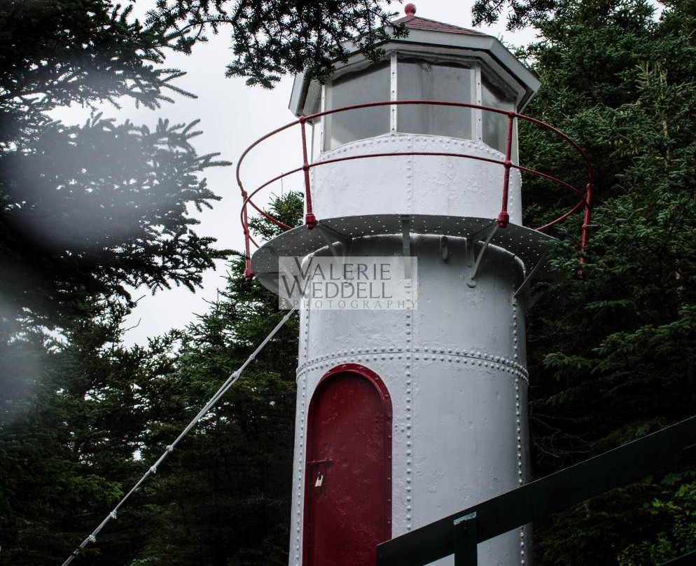 Cow Head Lighthouse景点图片