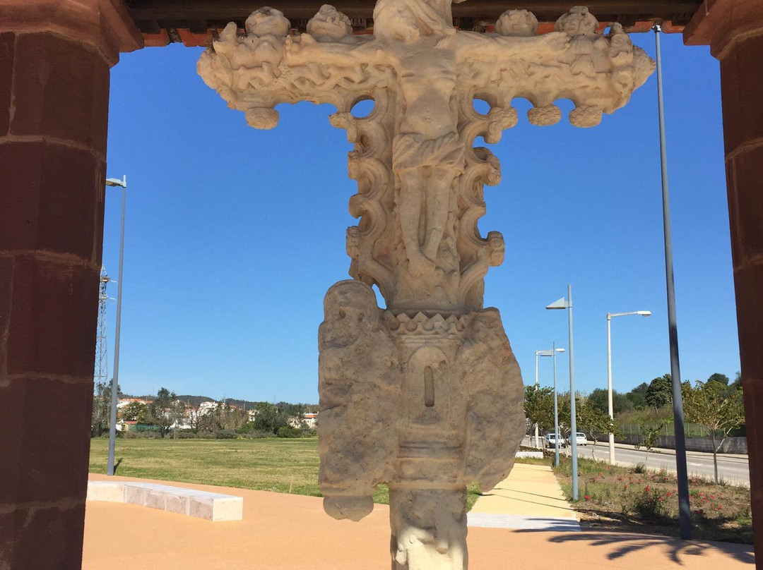 Cross of Portugal景点图片
