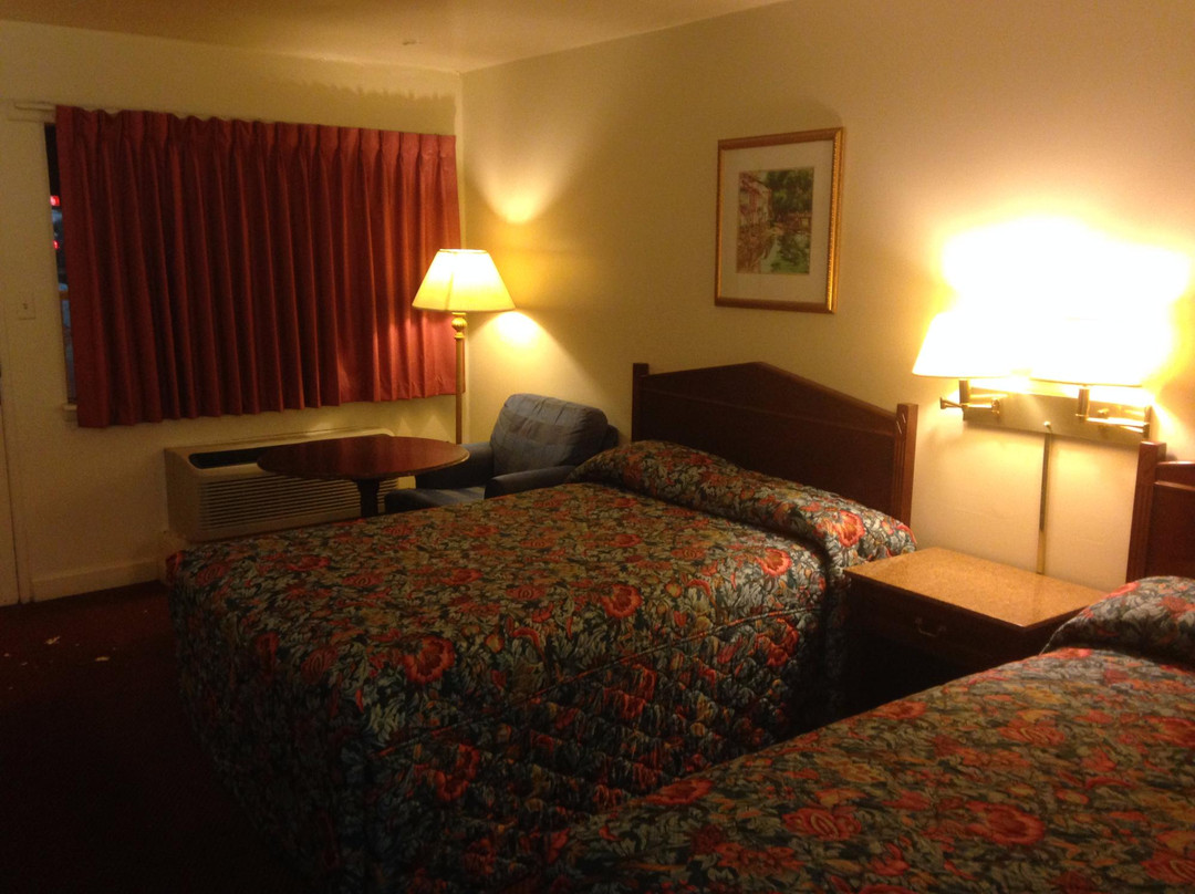 Red Carpet Inn Culpeper