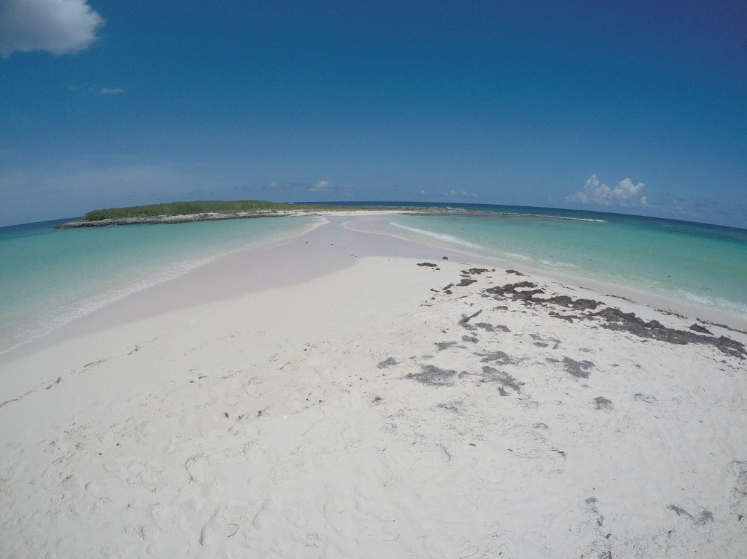 Twin Cove Beach-Governor's Harbour必去景点