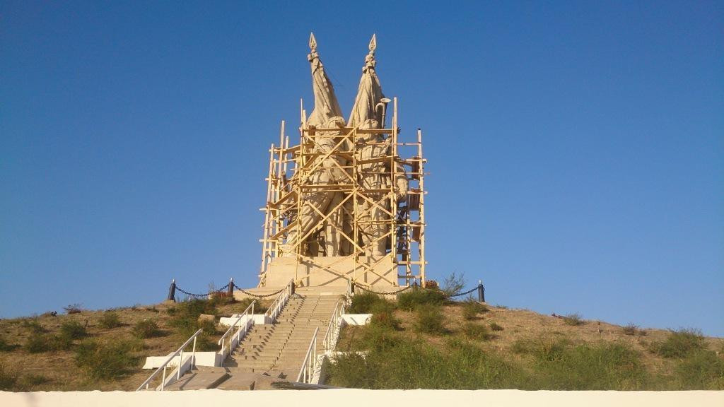Junction of the Armies Monument-Pyatimorsk必去景点