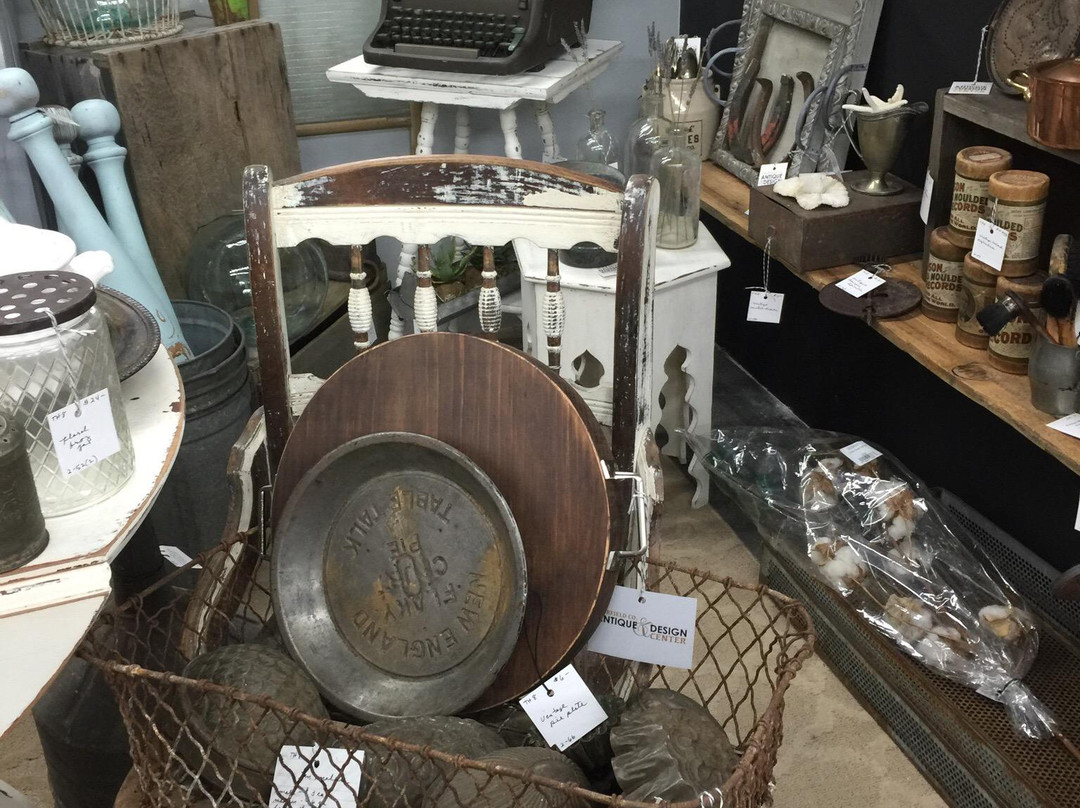 Fairfield County Antique & Design Center-诺沃克必去景点