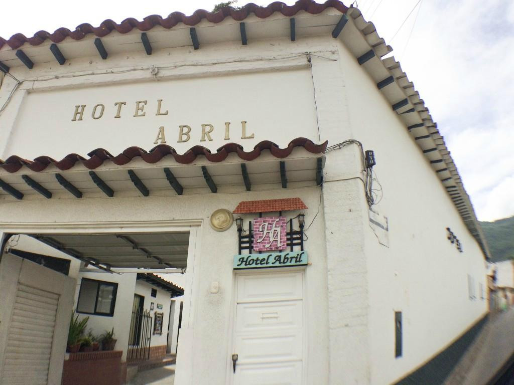 Hotel Abril主图