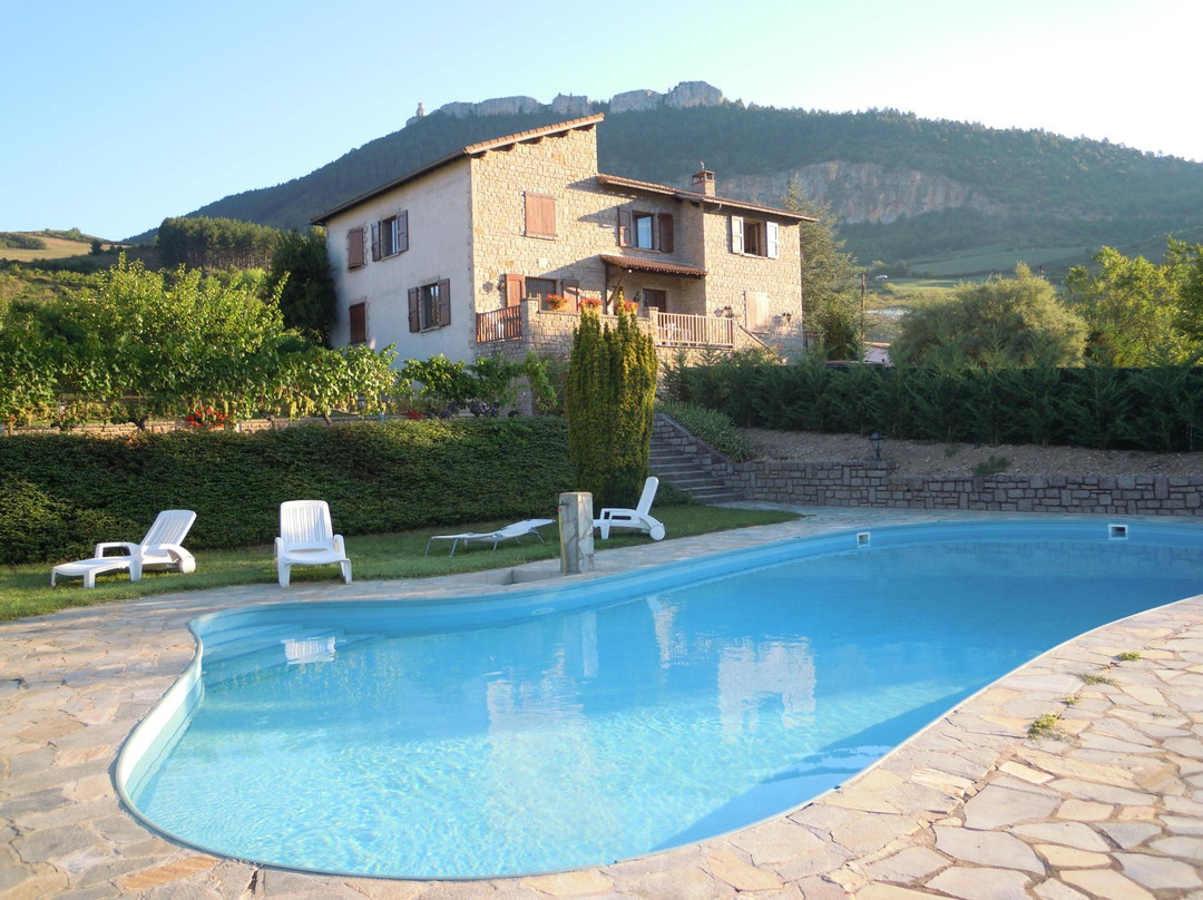 Riviere-sur-Tarn酒店住宿-Chambres d'Hôtes au Domaine de la Cardabelle