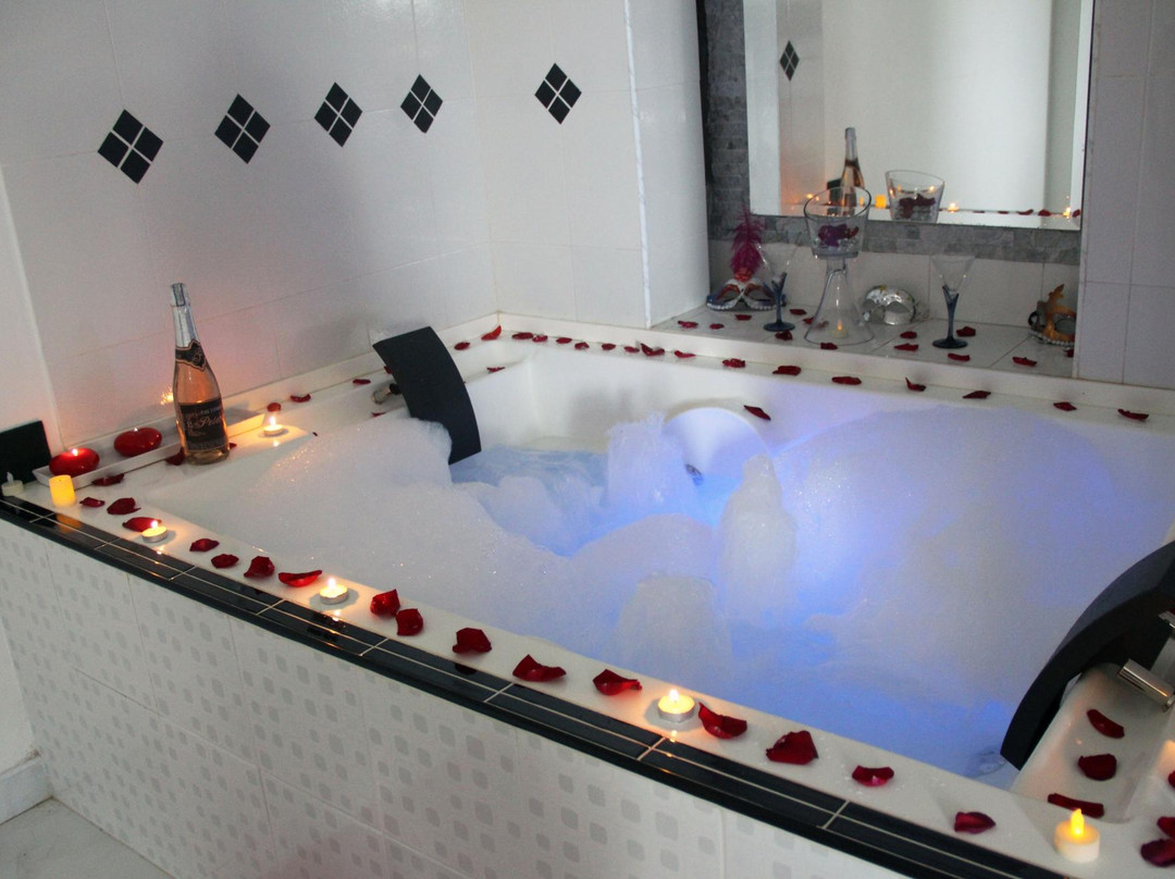 Hotel Reina Victoria主图