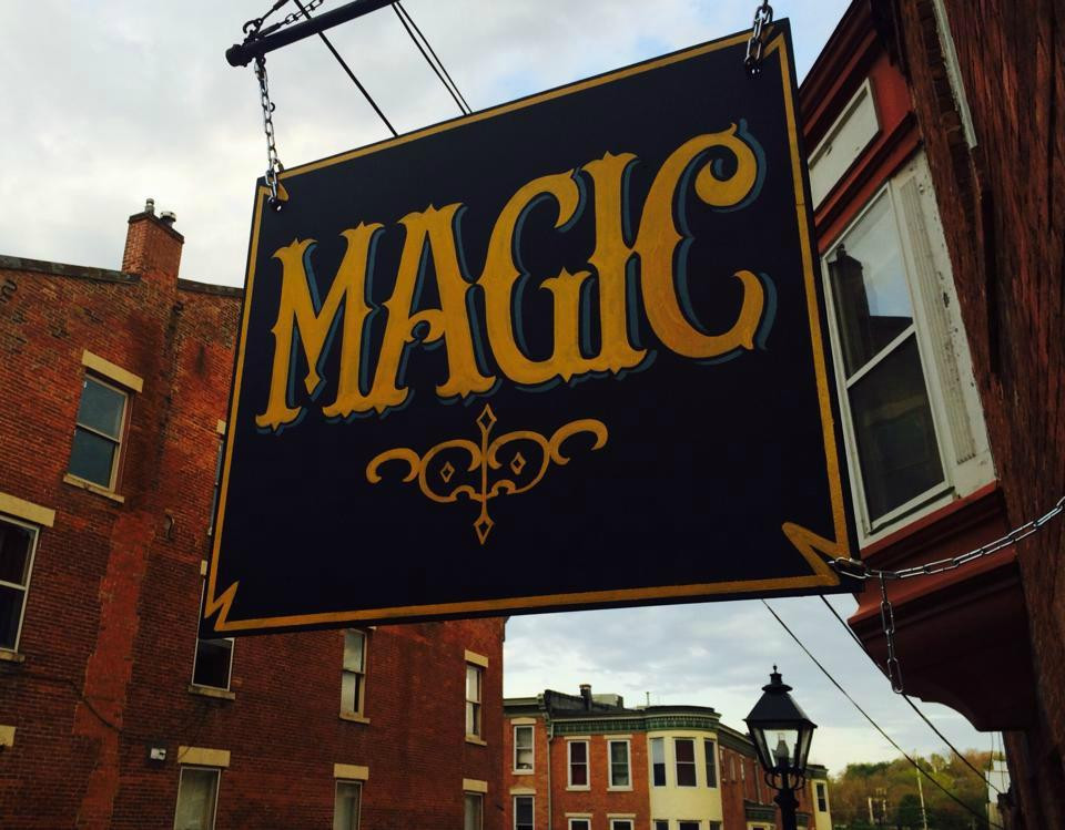 P.T. Murphy Magic Theatre-加利纳必去景点