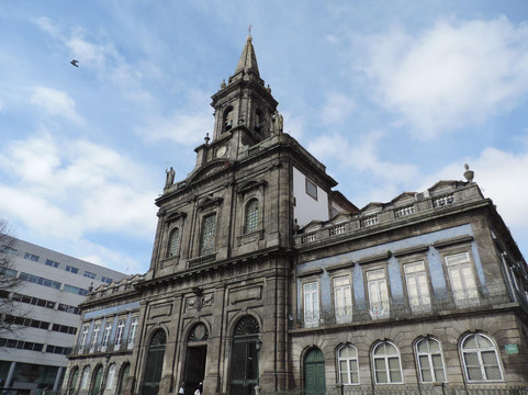 Igreja da Trindade-波尔图必去景点