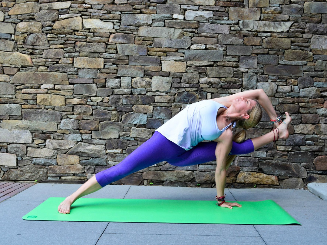 Riverstone Yoga景点图片