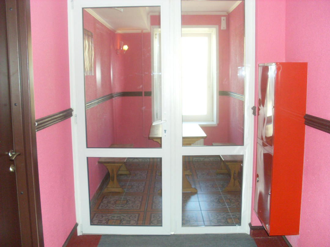 Petrovsky Hotel主图