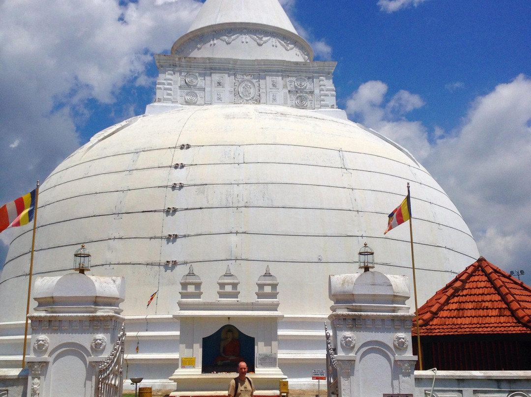 Tissa Dagoba-蒂瑟默哈拉默必去景点