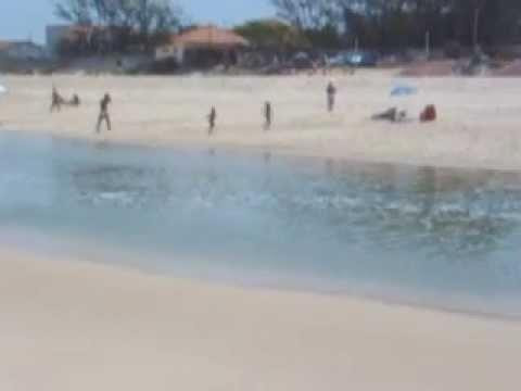 Praia de Cordeirinho-Marica必去景点