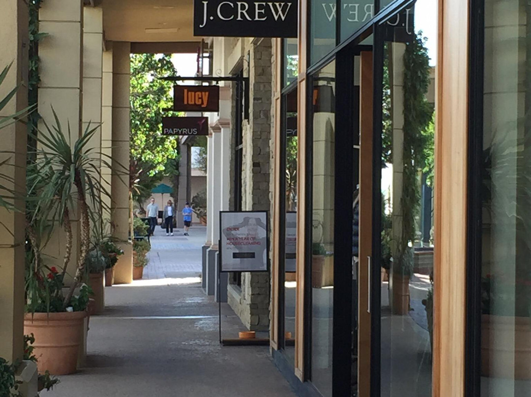 La Cumbre Plaza-圣巴巴拉必去景点