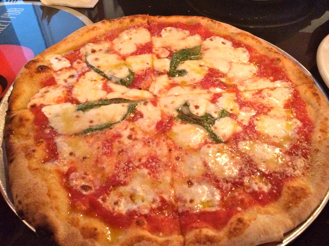 佩里斯堡餐馆和美食-5th Street Pub