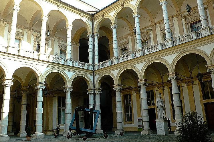 Palazzo dell'Universita景点图片