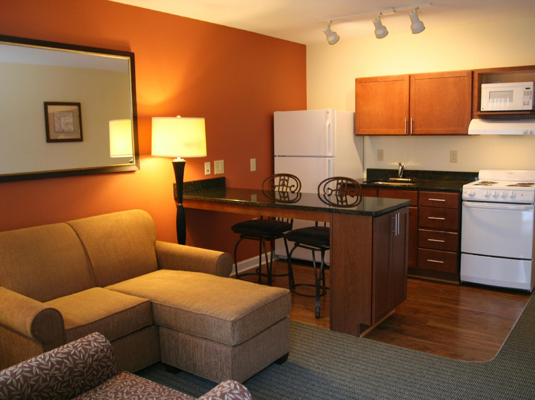 Affordable Suites Fayetteville / Fort Bragg NC Hotel