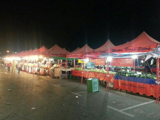 Satok Weekend Market-古晋必去景点