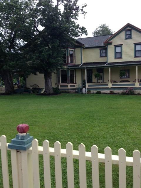 Iron Rail Bed & Breakfast-客卧