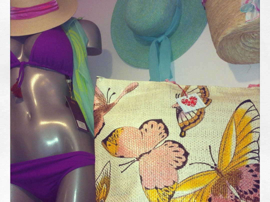 Scarlett boutique景点图片