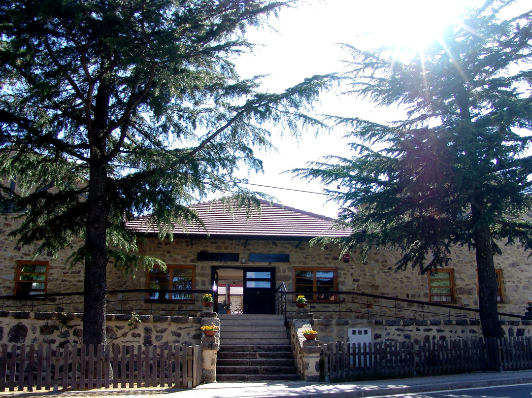 Centro de Turismo Rural Pena del Aguila