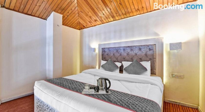 OYO Townhouse 985 Hotel Hampta Pass View