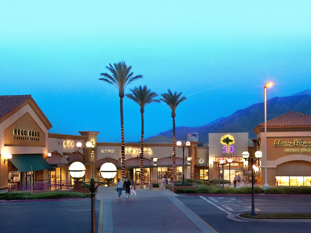 棕榈泉奥特莱斯-卡巴宗必去景点