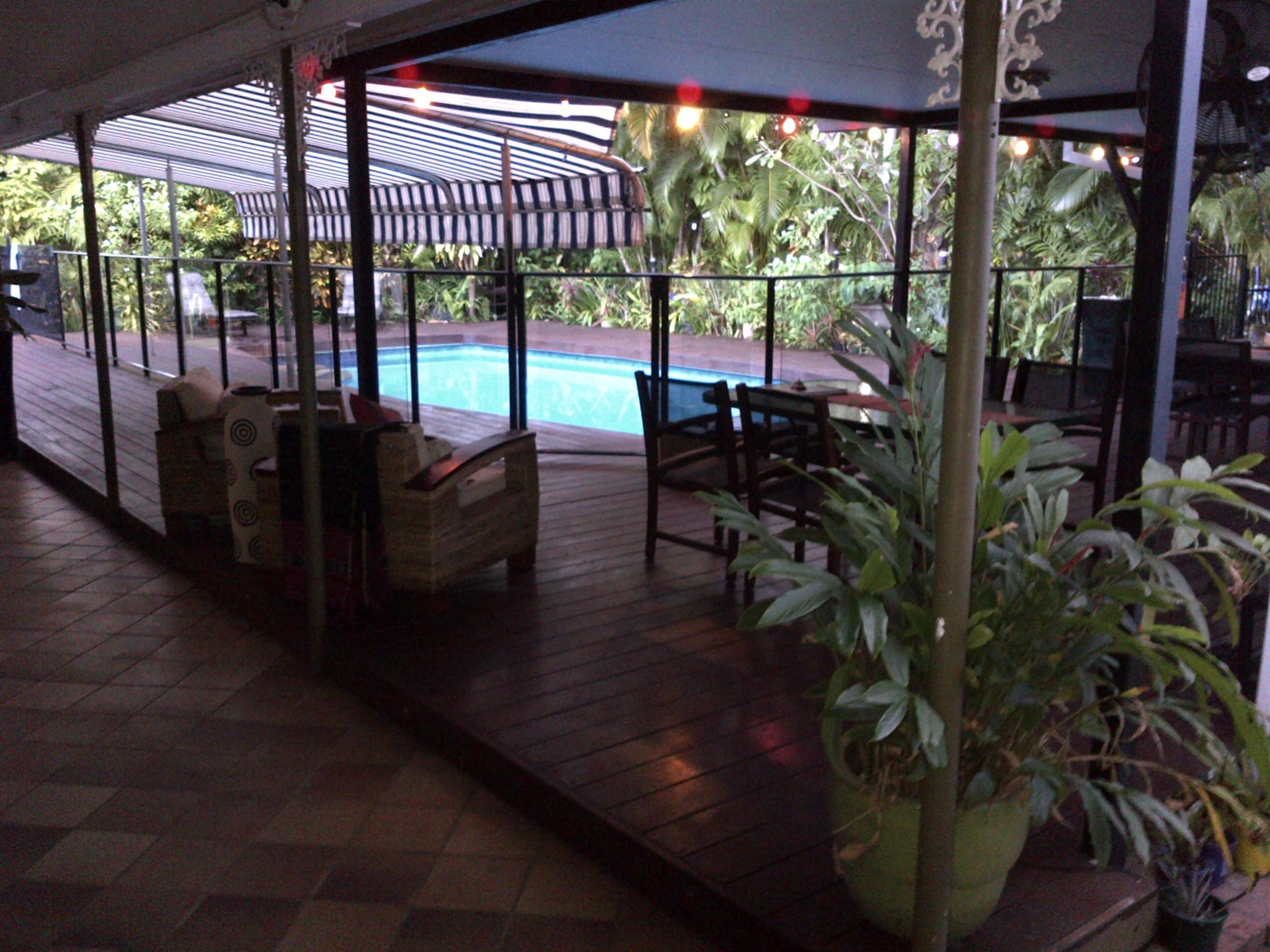 Orchids at Nightcliff Tropical Bed and Breakfast-泳池