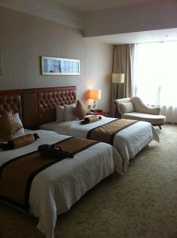 滨北颐豪酒店主图