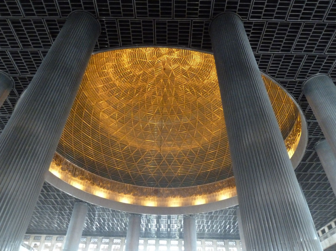 伊斯蒂赫拉尔大清真寺 (Mesjid Istiqlal)-雅加达必去景点