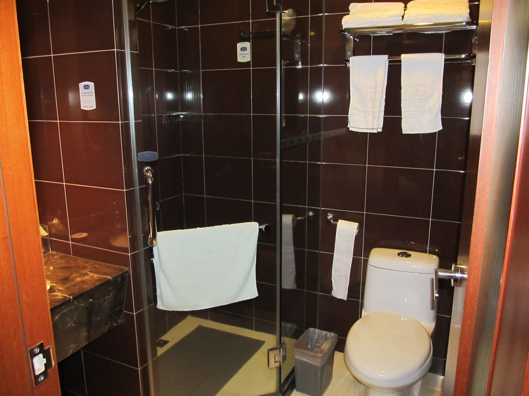 宁波汉庭城隍庙兴宁桥店主图