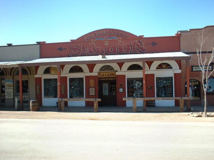 Big Nose Kate's Saloon-墓碑镇必去景点