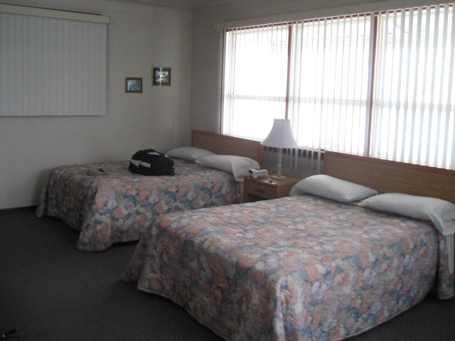 Ascot Motel