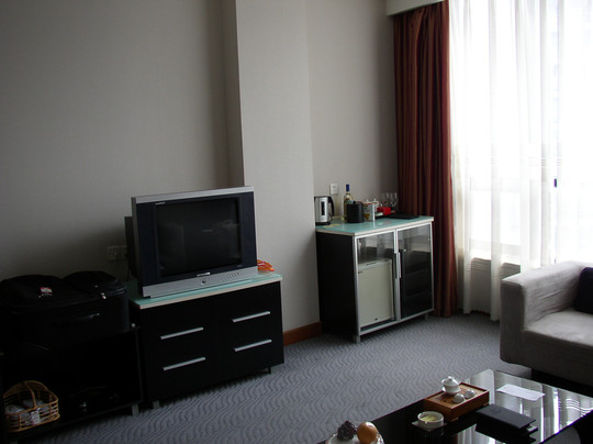 佳宇英皇酒店主图