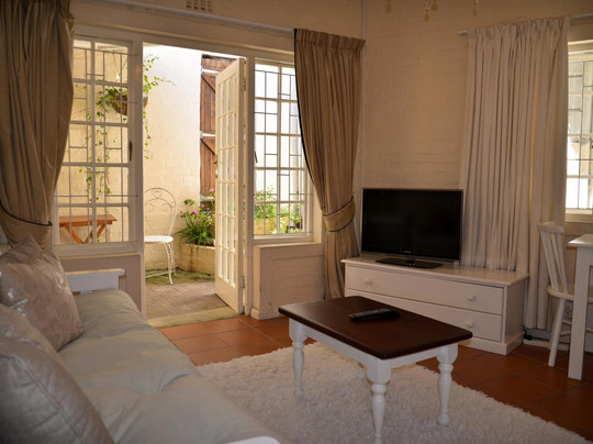 Winelands Guesthouse主图