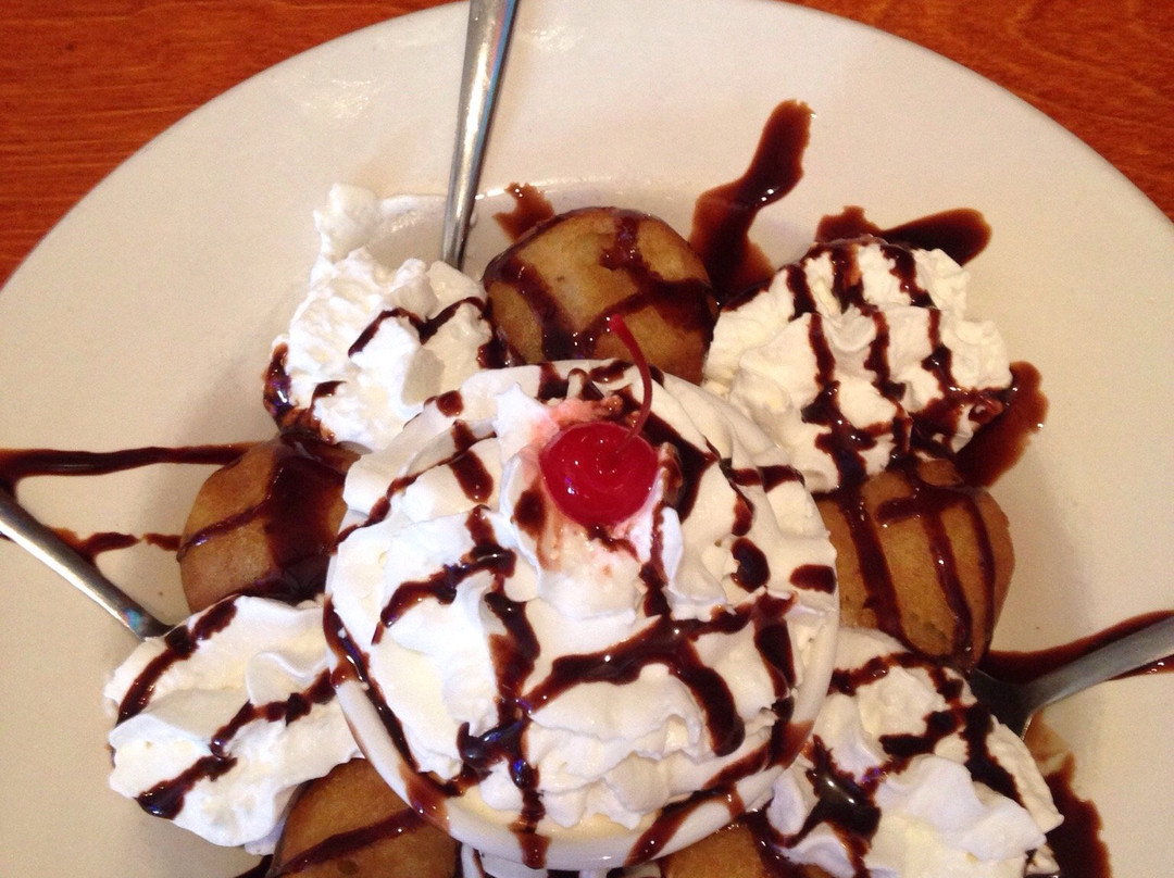 Friends Sports Bar & Grill