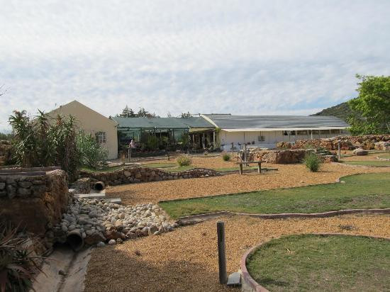 QM Country Shop and Garden Center-法罗必去景点