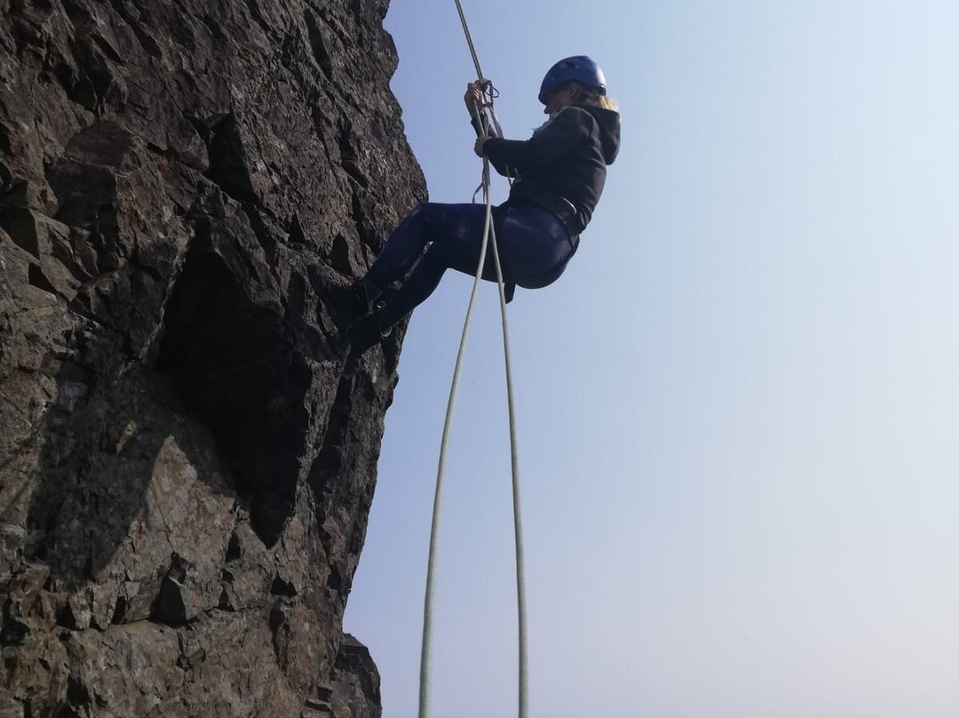West Coast Mountain Guides景点图片