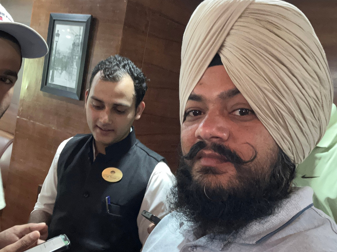 Indraprastha Resort主图