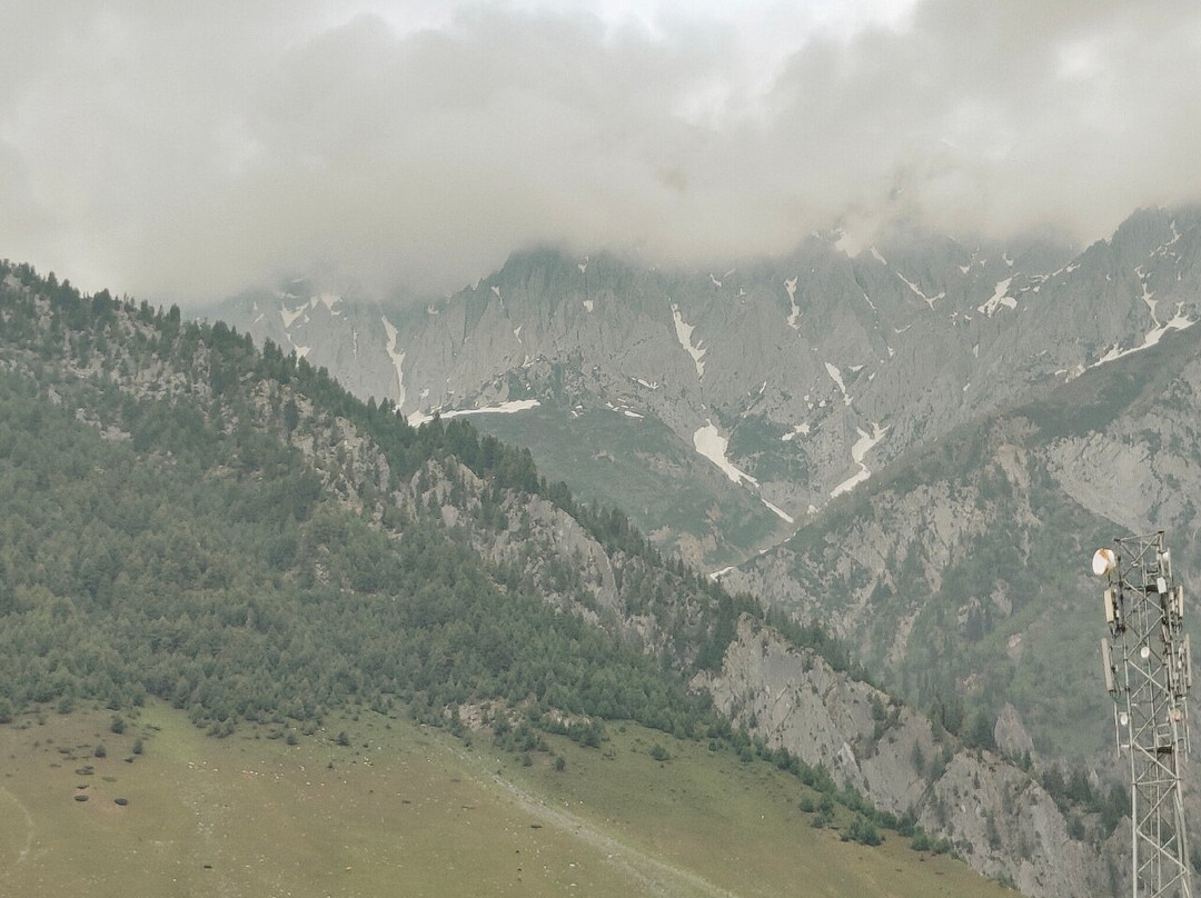 Hotel Glacier Heights主图