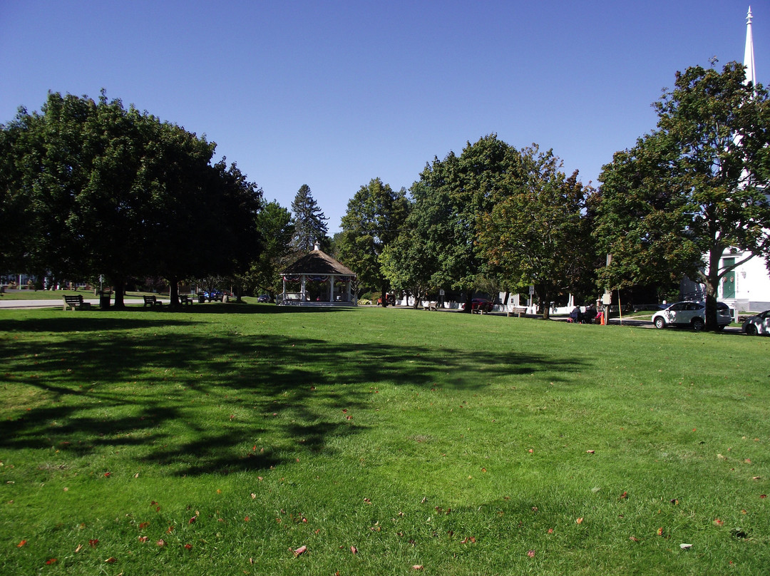 Hampton Falls Common